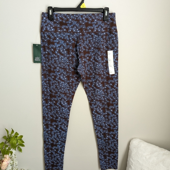 Lot of 3 Wild Fable Leggings size Medium - Picture 2 of 3